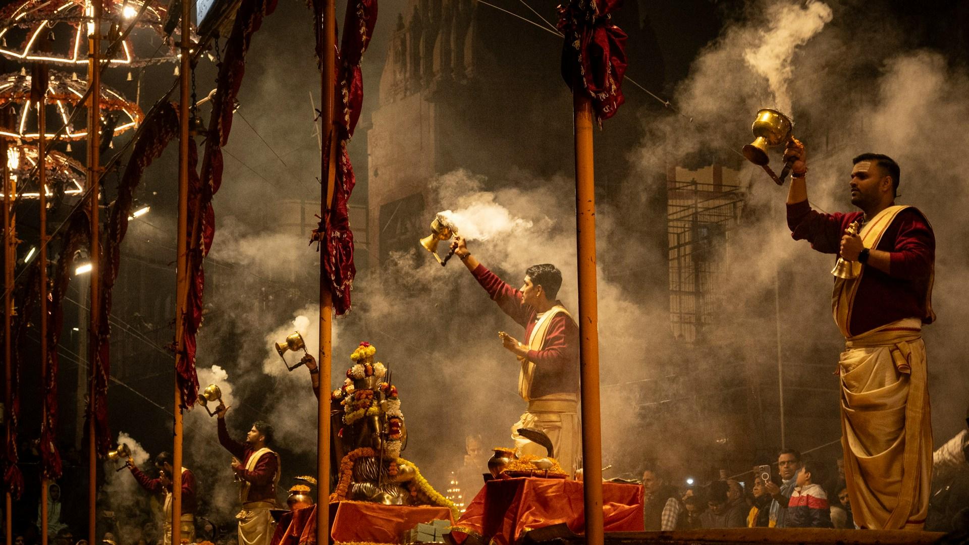 Where to Stay in Varanasi: Best Areas Near Ghats, Temples & Attractions