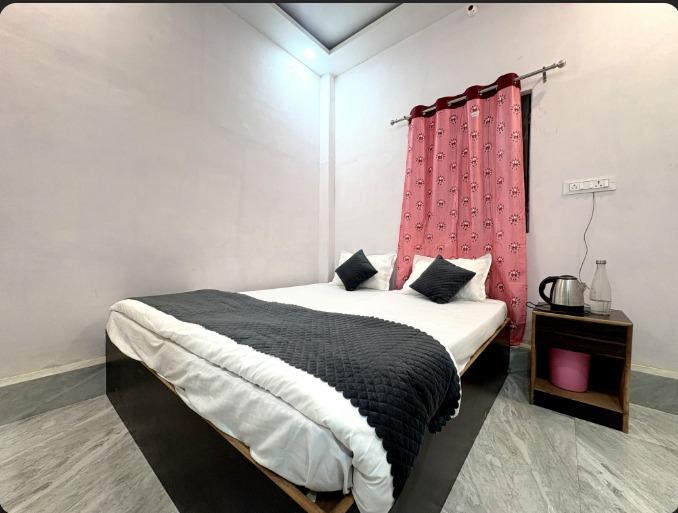 Hotel HKG Homestay Varanasi