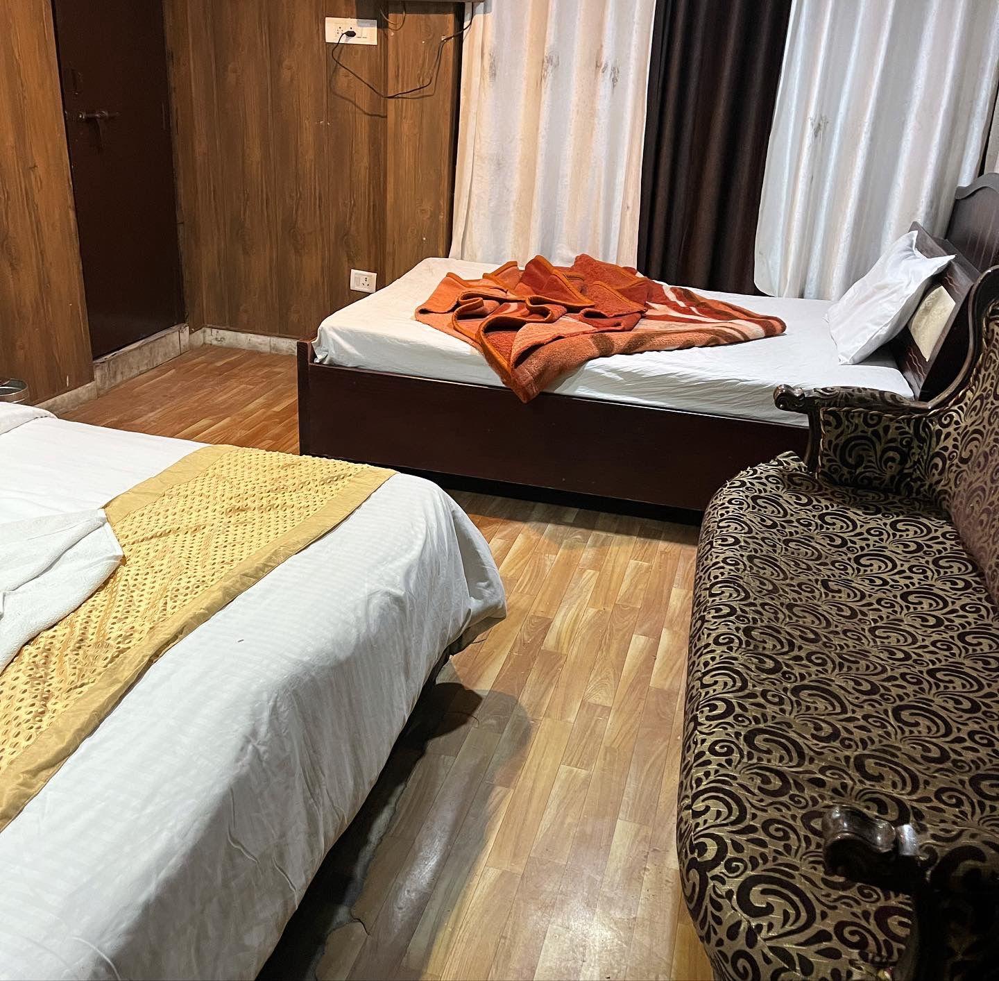 Hotel KGN Guest House Nainital