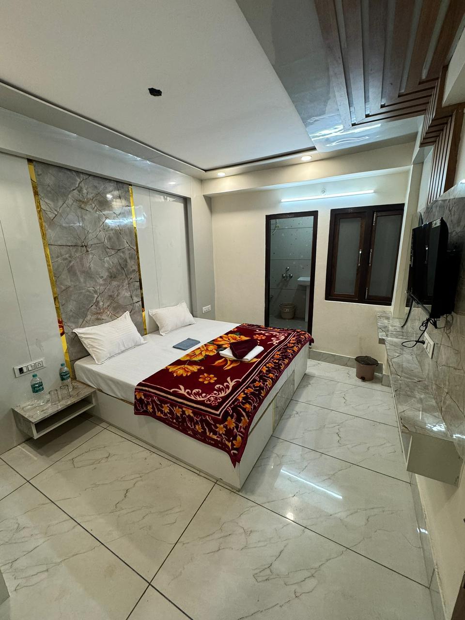 Hotel Mid Town Inn Nainital